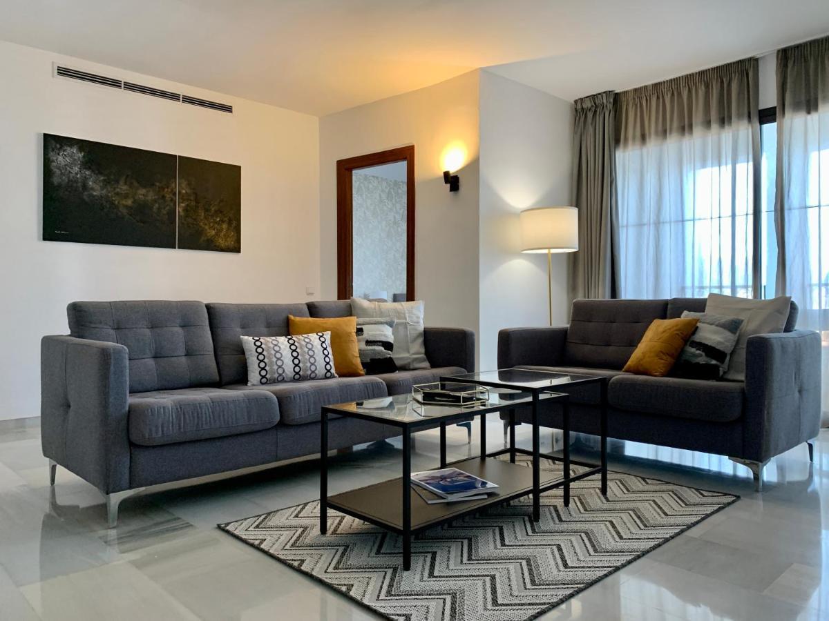 Benabola & Aparthotel 4*