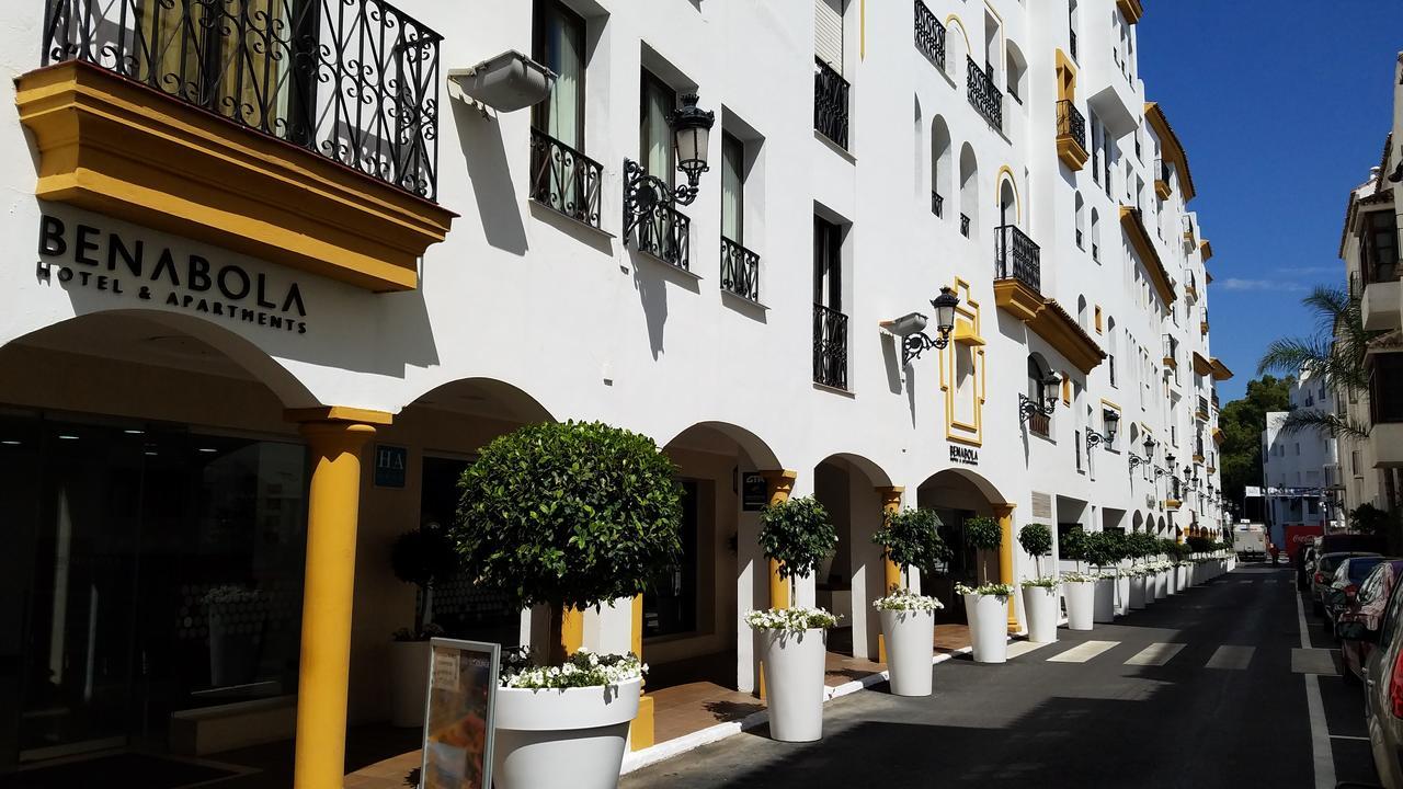 Aparthotel Benabola & 4*
